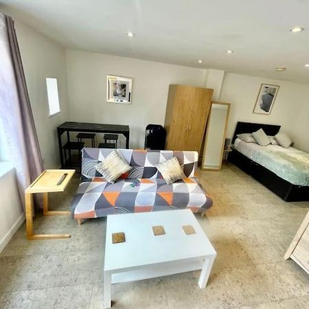 Cambridge City Centre Studio, Sleeps 3 Εξωτερικό φωτογραφία